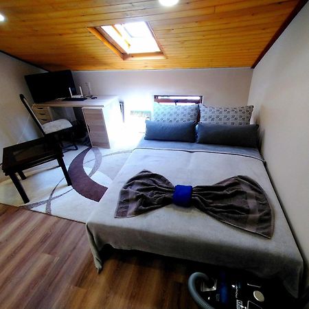 Low Budget Apartment With Breakfast Varna Eksteriør bilde